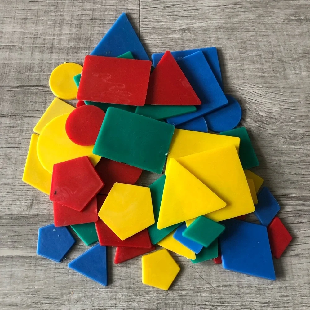 Set of 48 colorful plastic shapes, colors and sizes